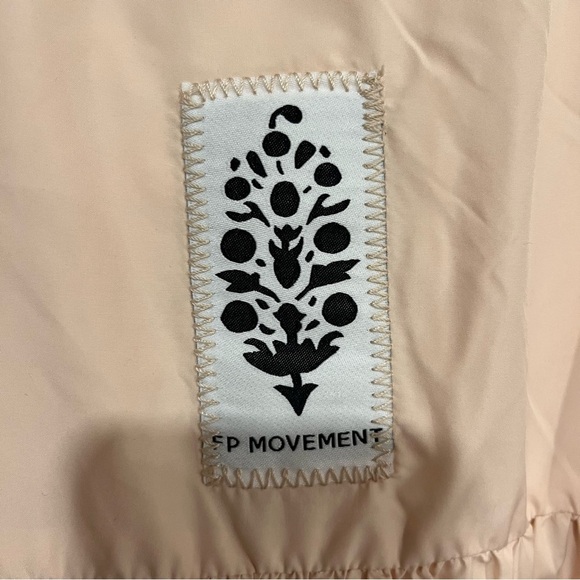 Free People Movement On The Go Windbreaker Sz Medium - Picture 8 of 16